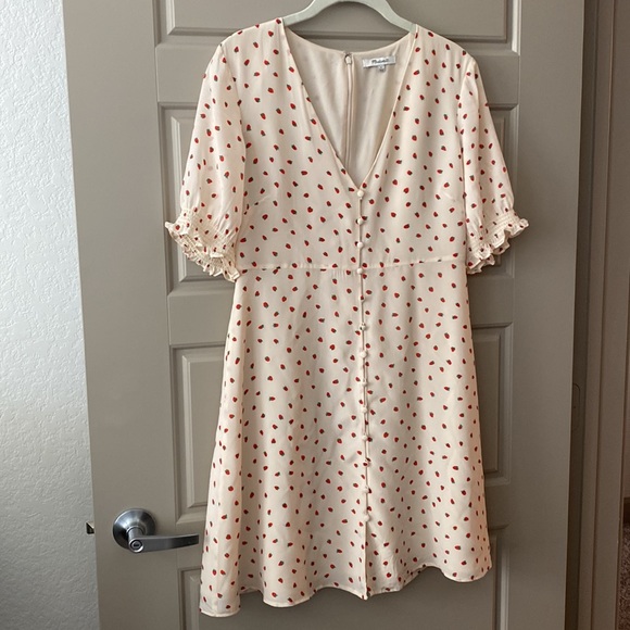 Madewell Dresses & Skirts - Madewell Strawberry Print Silk Dress 6